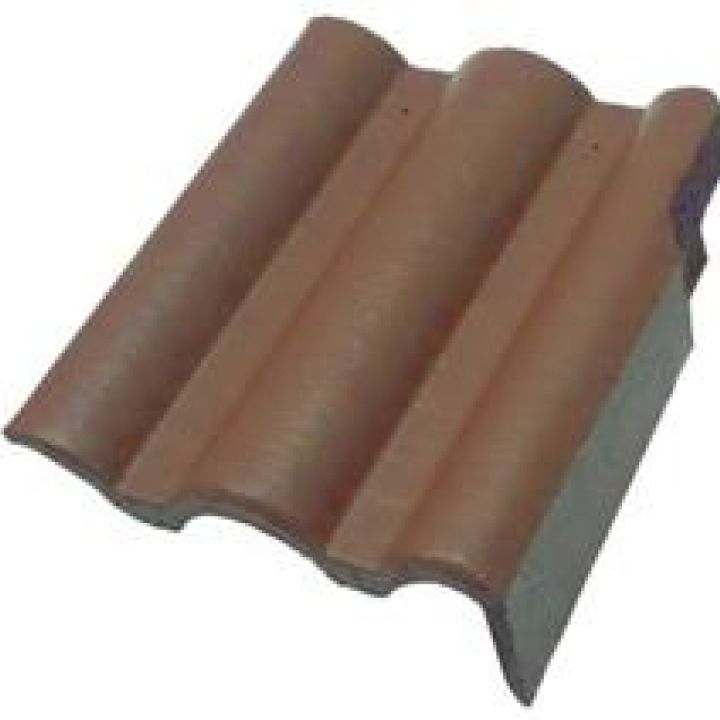 Terrán Danubia Szegélycserép jobb ColorSystem barna