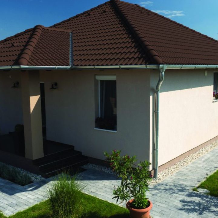 Terrán Danubia Félnyeregtető cserép ColorSystem barna