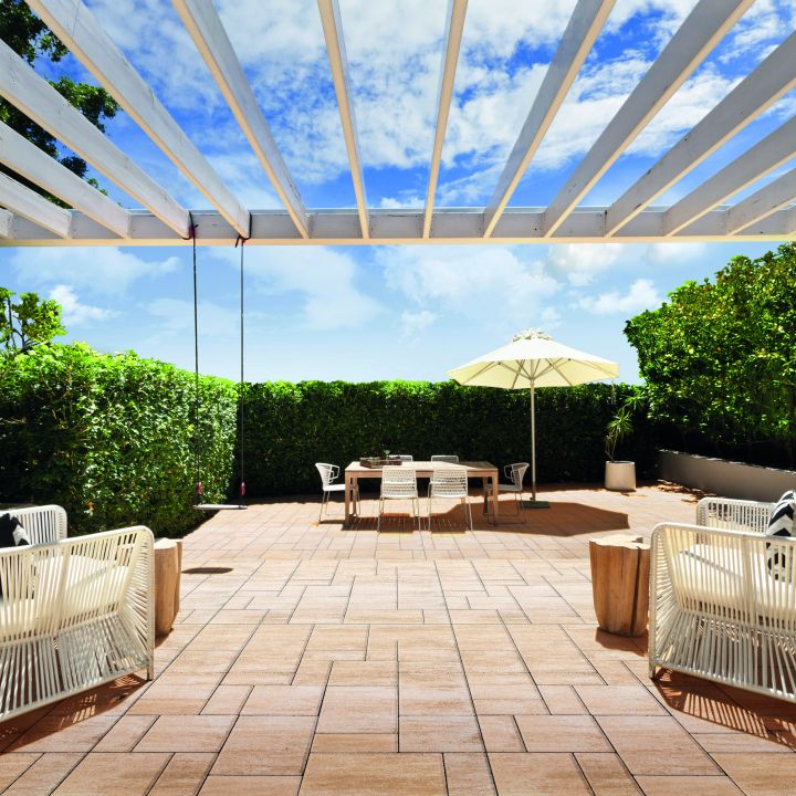 SW Maroskő Kombi térkő széna 4 cm (17,19 m2/rkl)