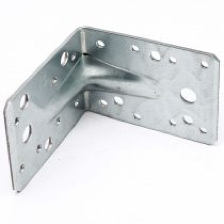 Vorm. 71004 Sarokerősítő vas 156x110x32 mm