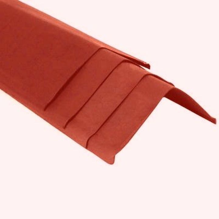 Gutta gerinc és oromszegély vörös 100x29cm B100